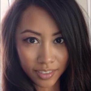 Meet your Posher, Mayra